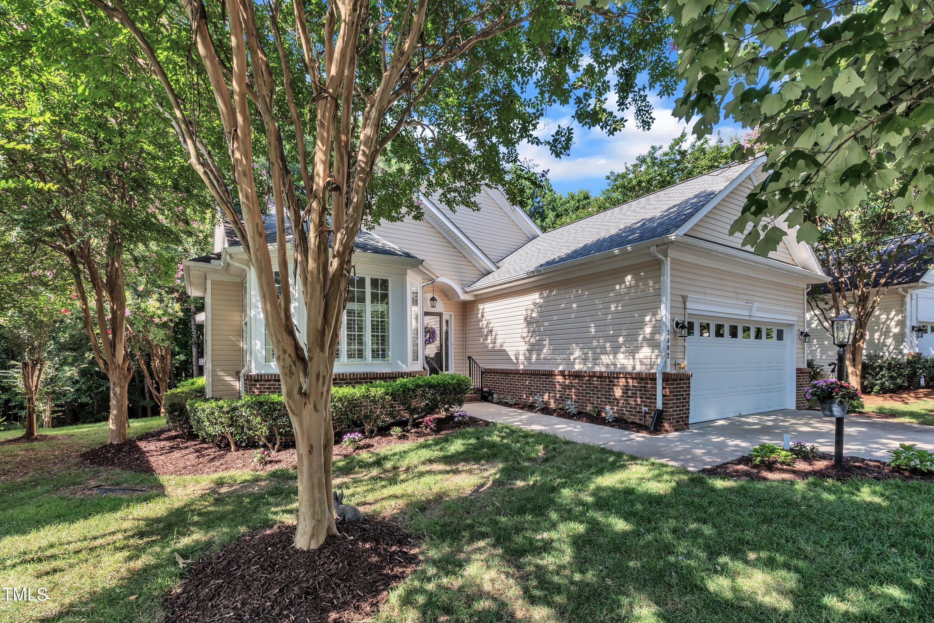 3002 Heritage Pines Drive