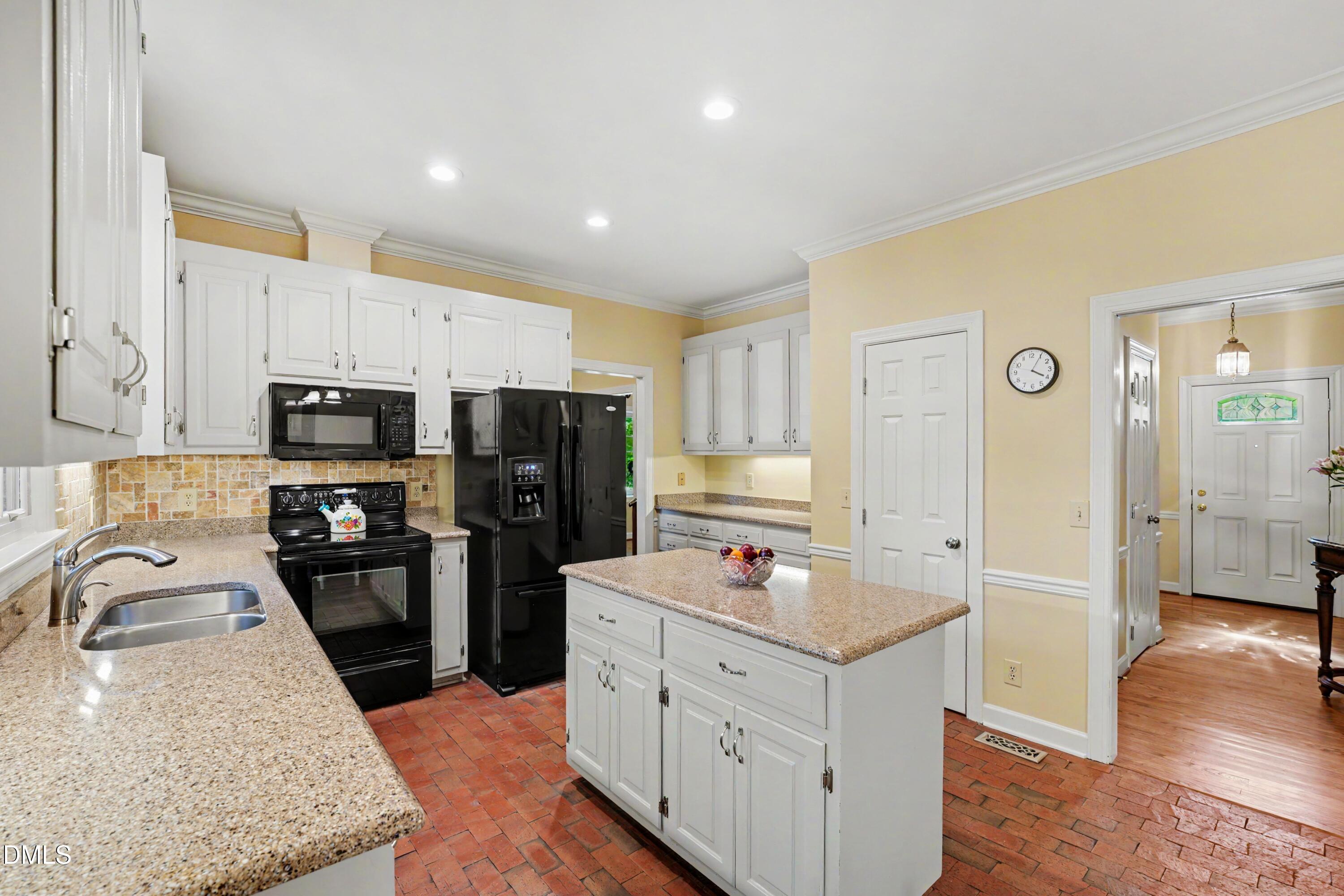 46 Birnham Lane