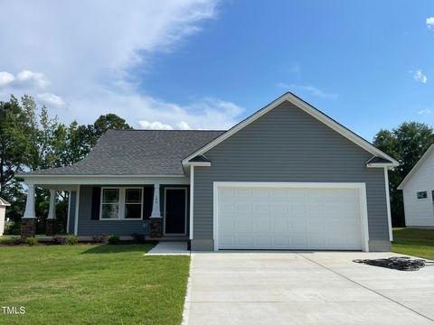 140 Oakfield Trace Drive Four Oaks NC 27524