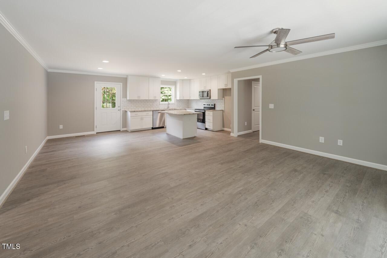 4563 Happy Hollow Rd