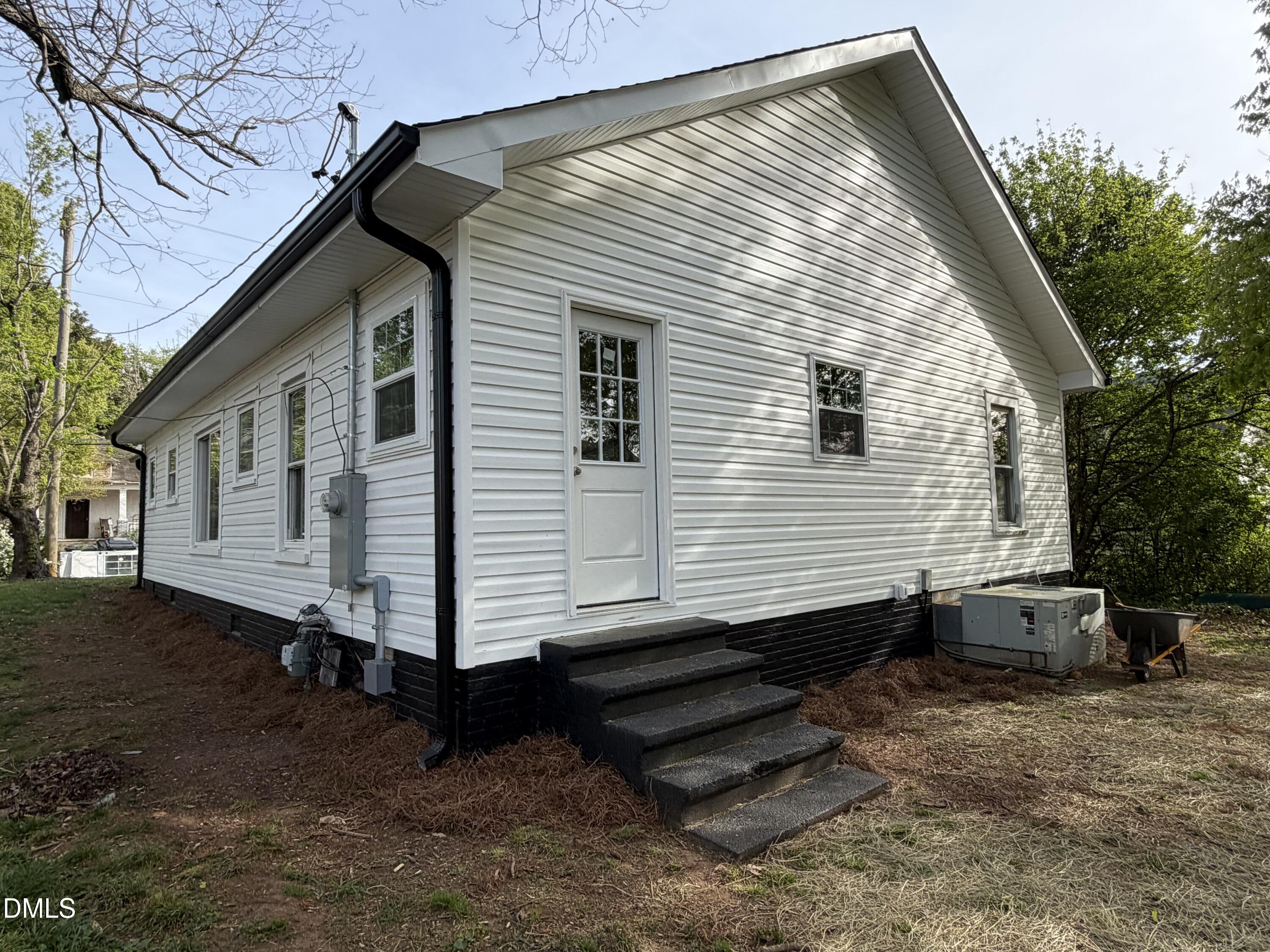 810 N Anthony Street