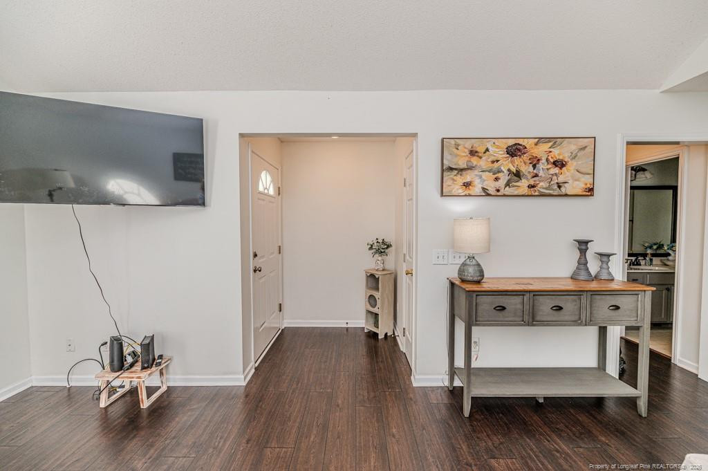3328 Smoketree Court