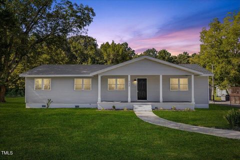 712 Blount Street Smithfield NC 27577