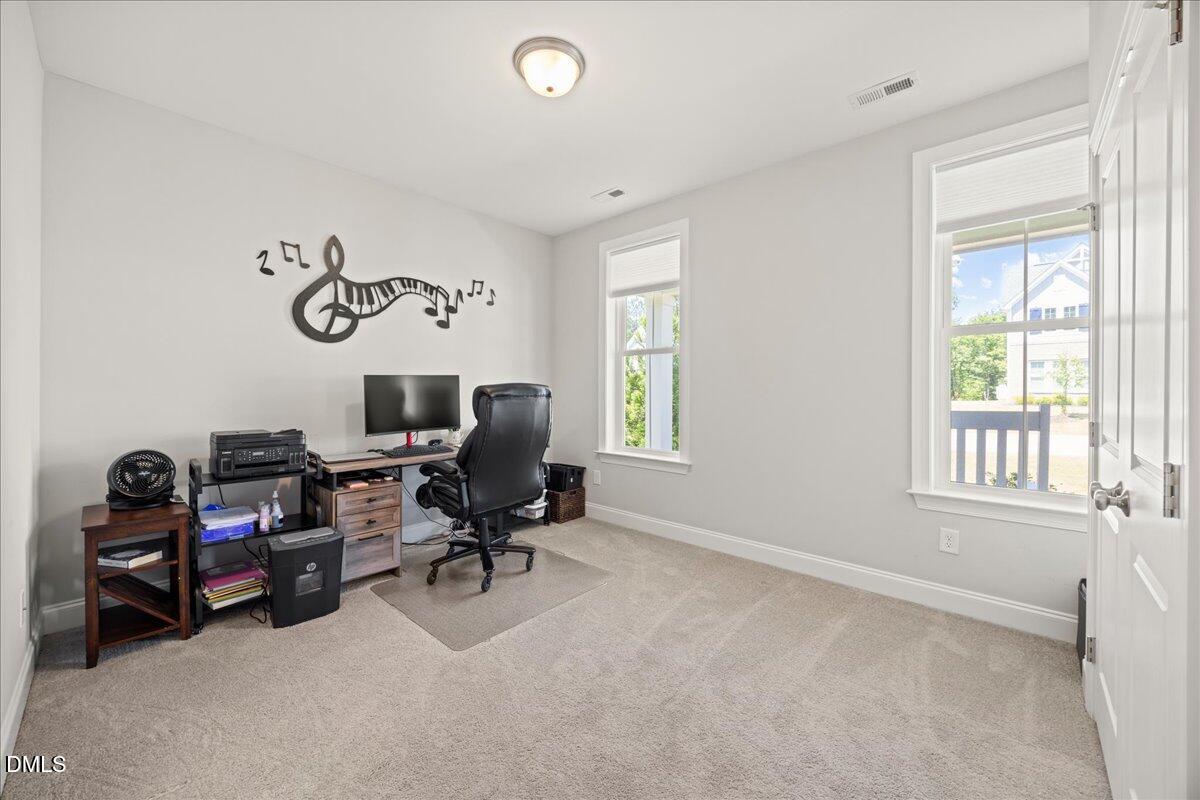 307 W Amber Oak Drive