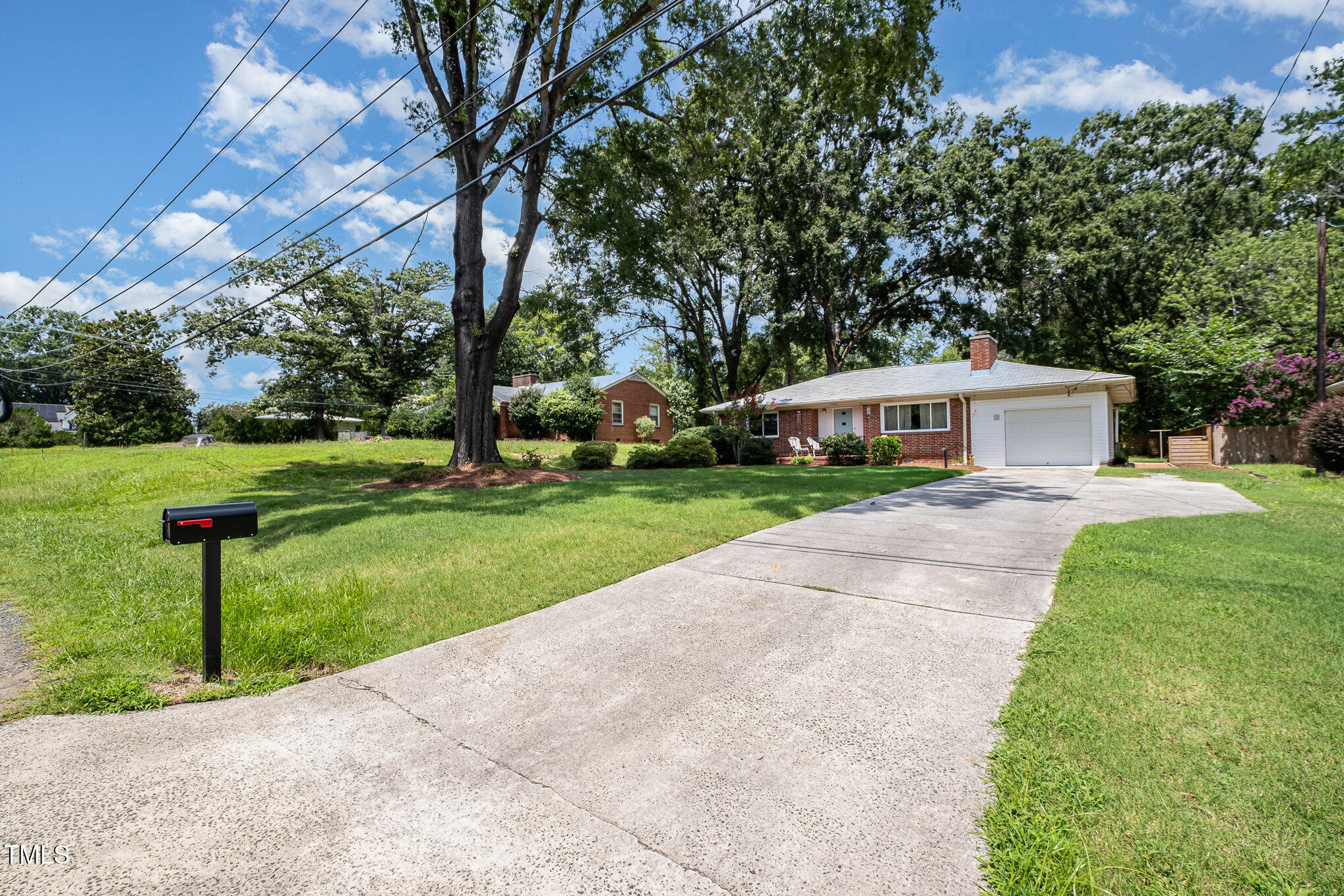 2524 Indian Trail