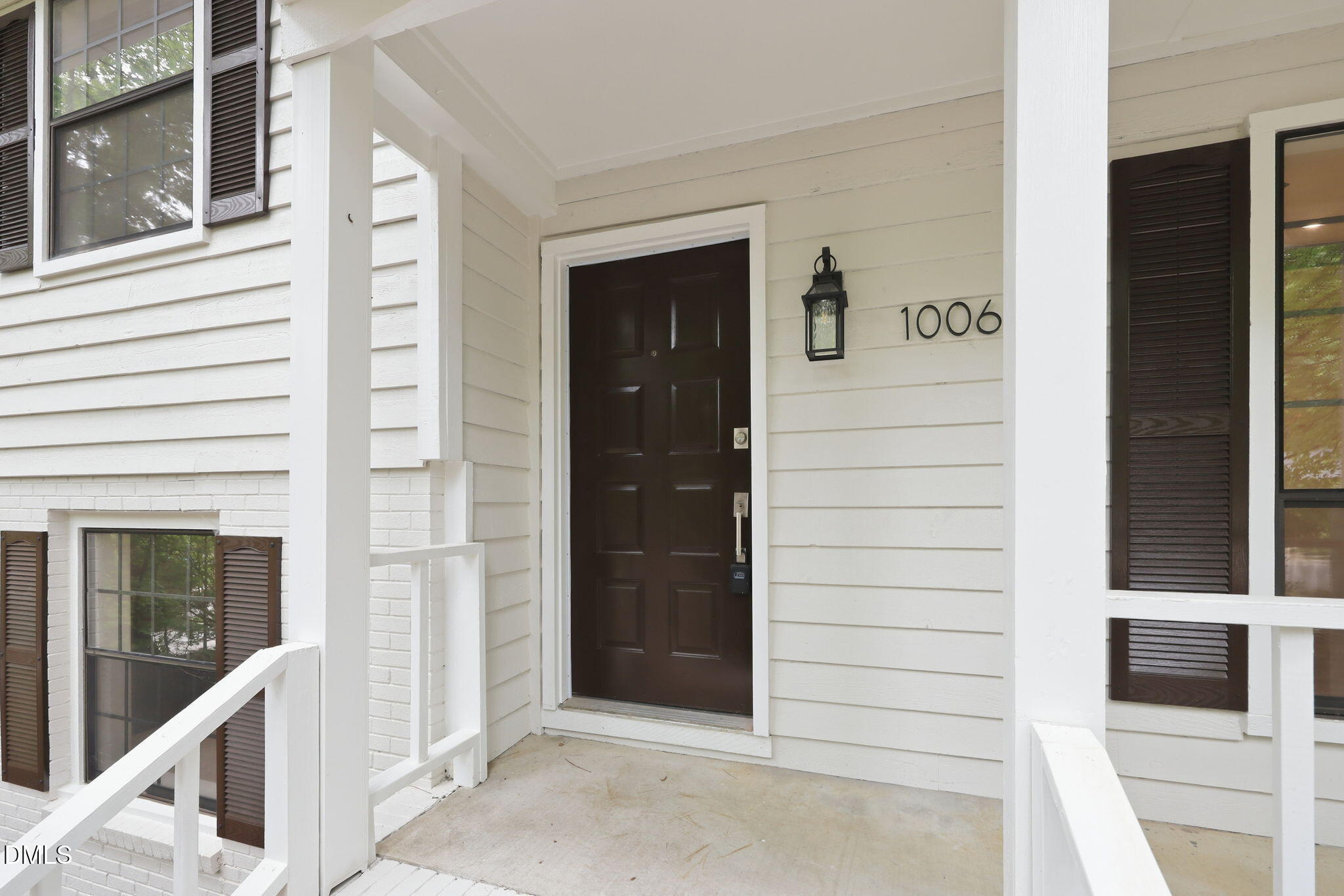 1006 Suterland Road
