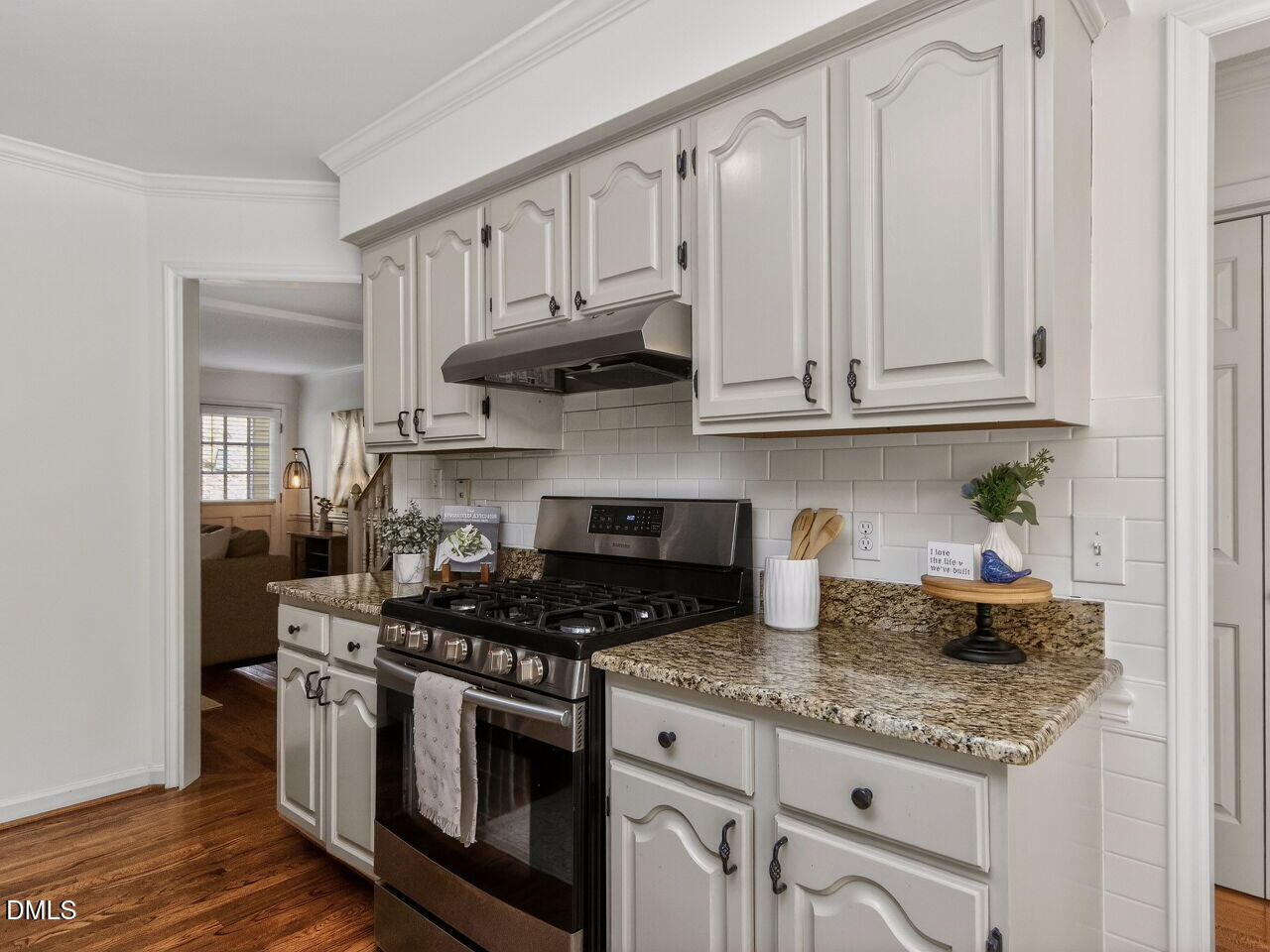 6703 Queen Annes Drive
