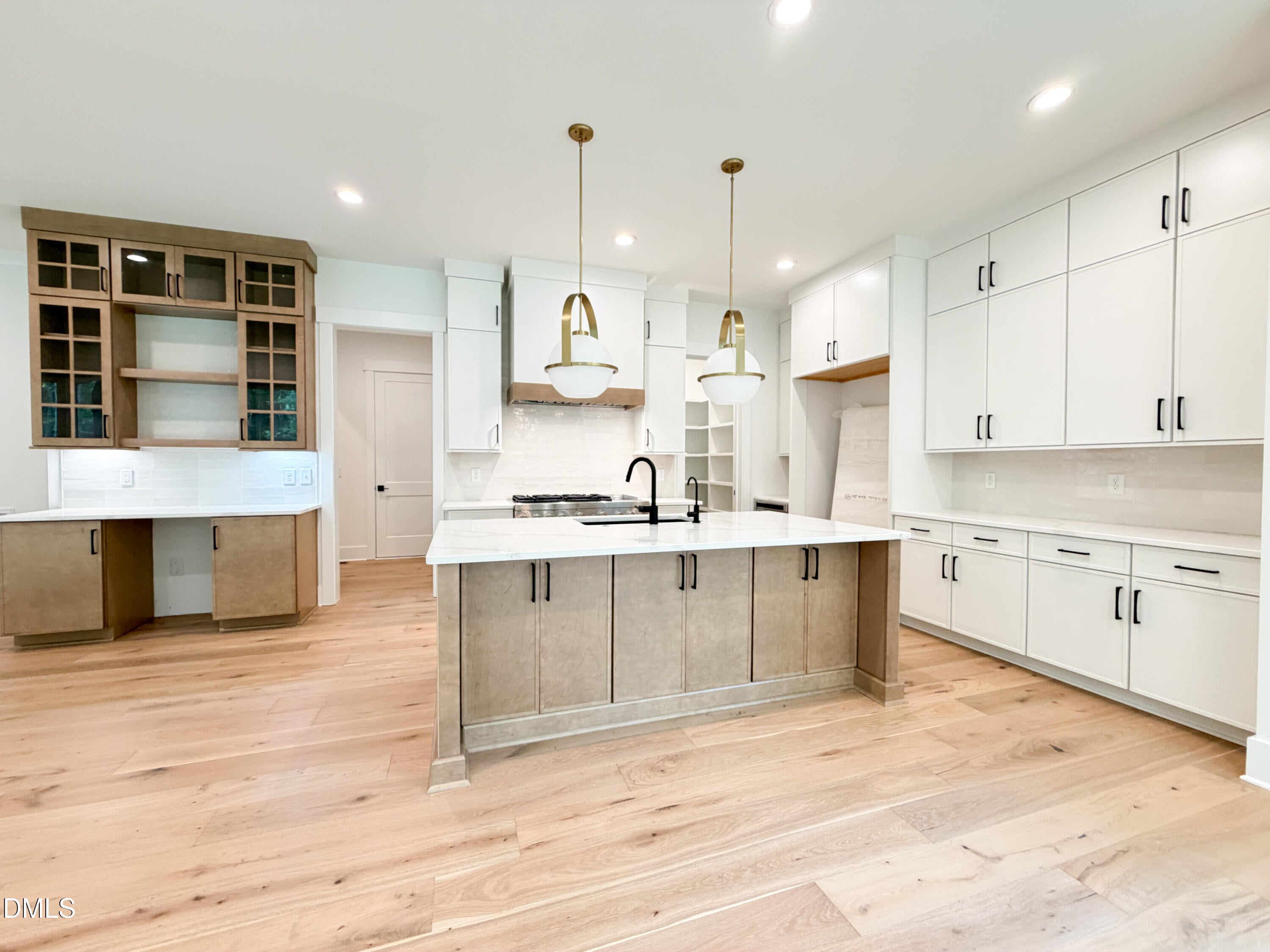 2453 Rosslare Mews Lane