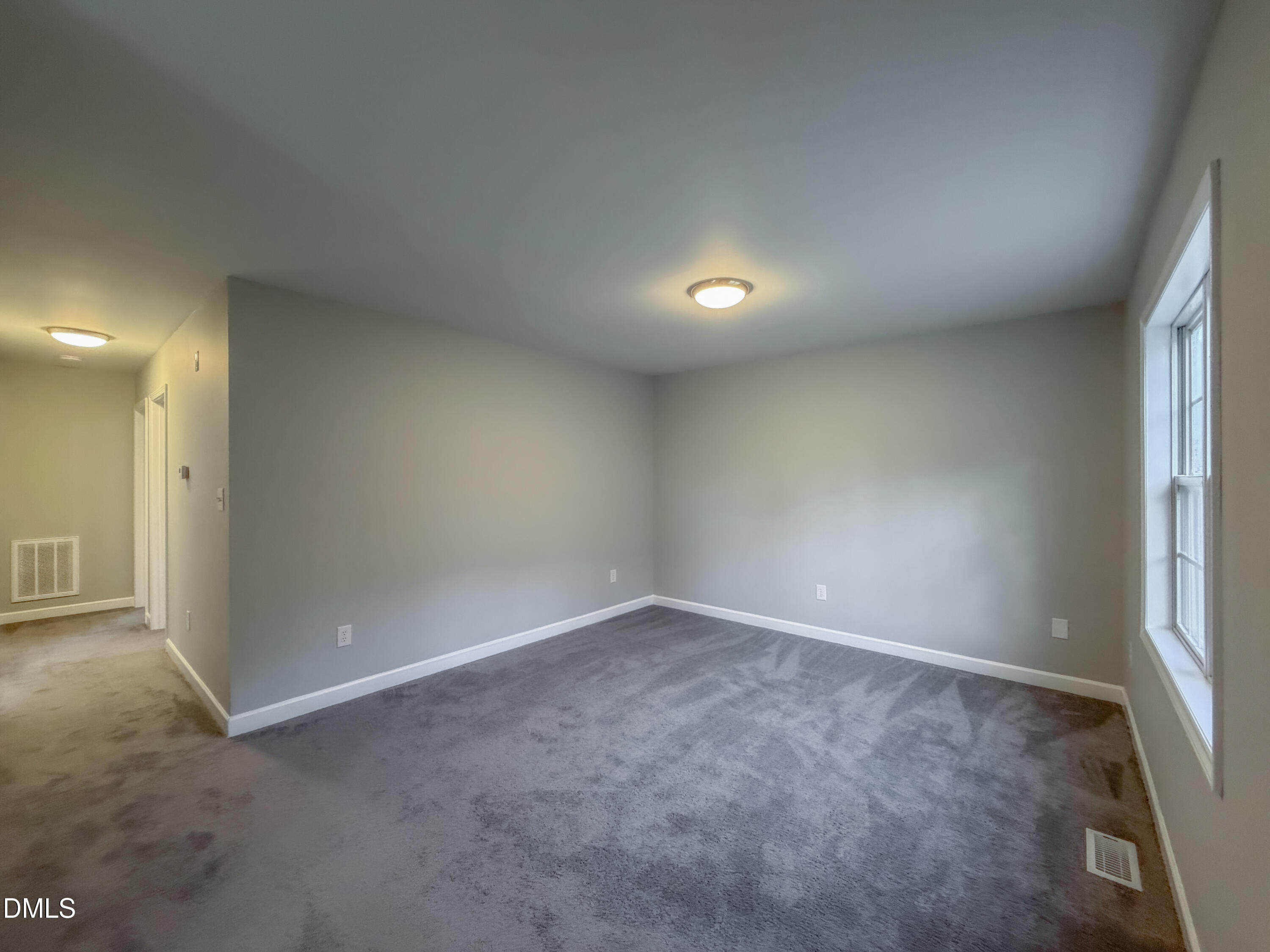 717 Roosevelt Street