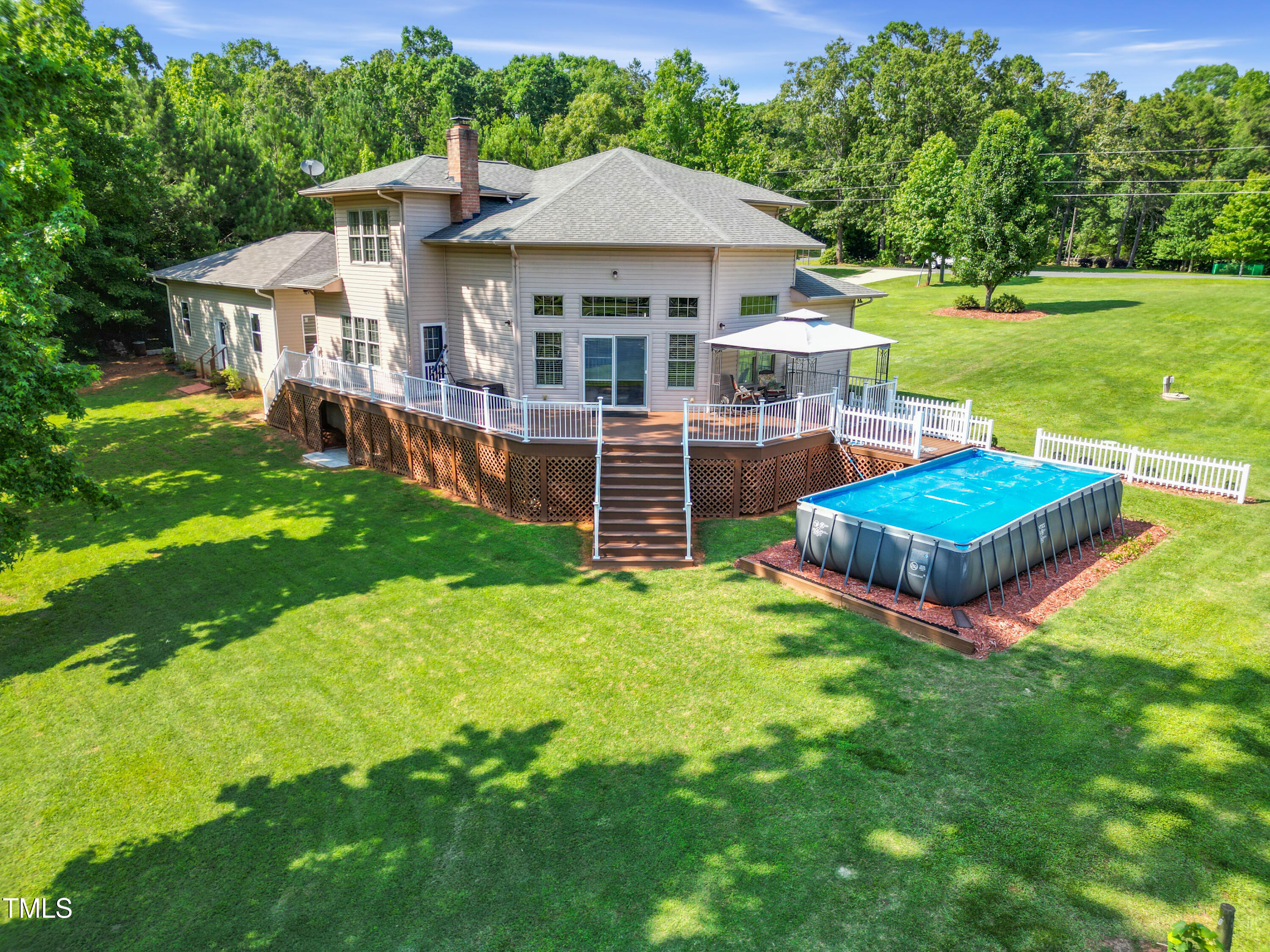 49412 River Run Road