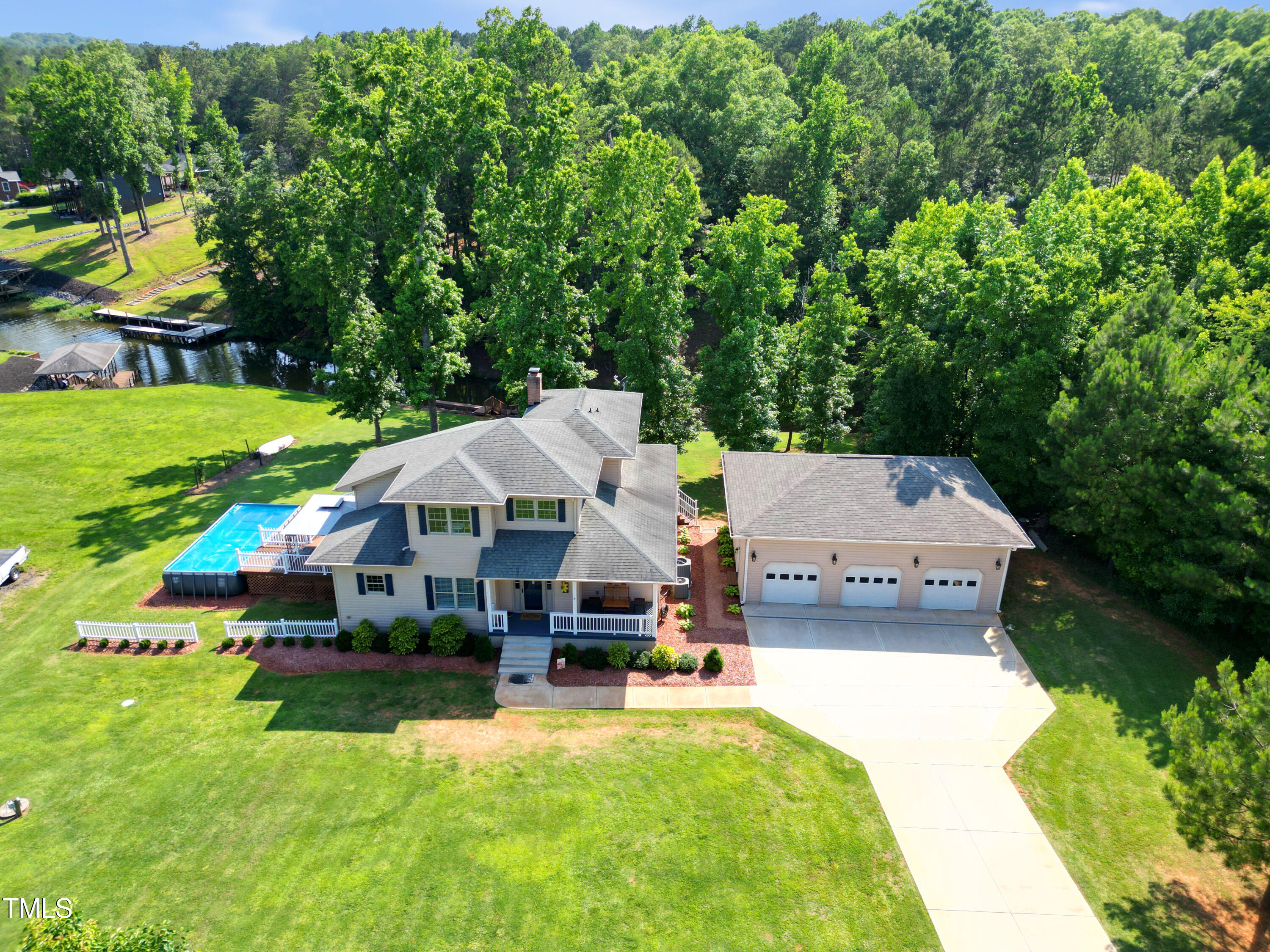 49412 River Run Road