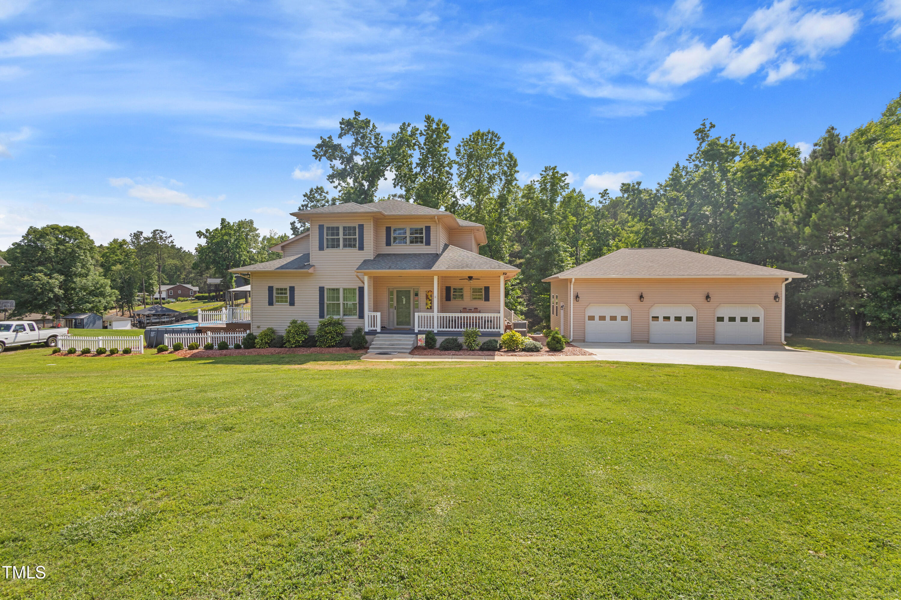 49412 River Run Road