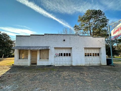 1576 Us Hwy 158 E Macon NC 27551