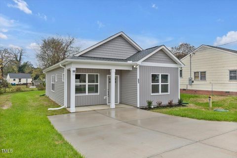 A home in Dunn