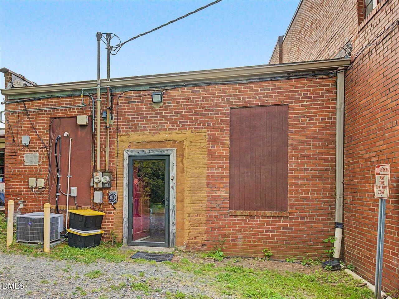 119 Hillsboro Street