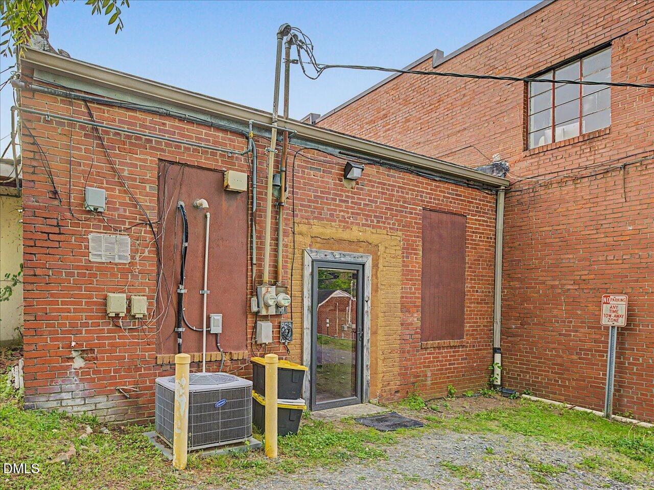 119 Hillsboro Street