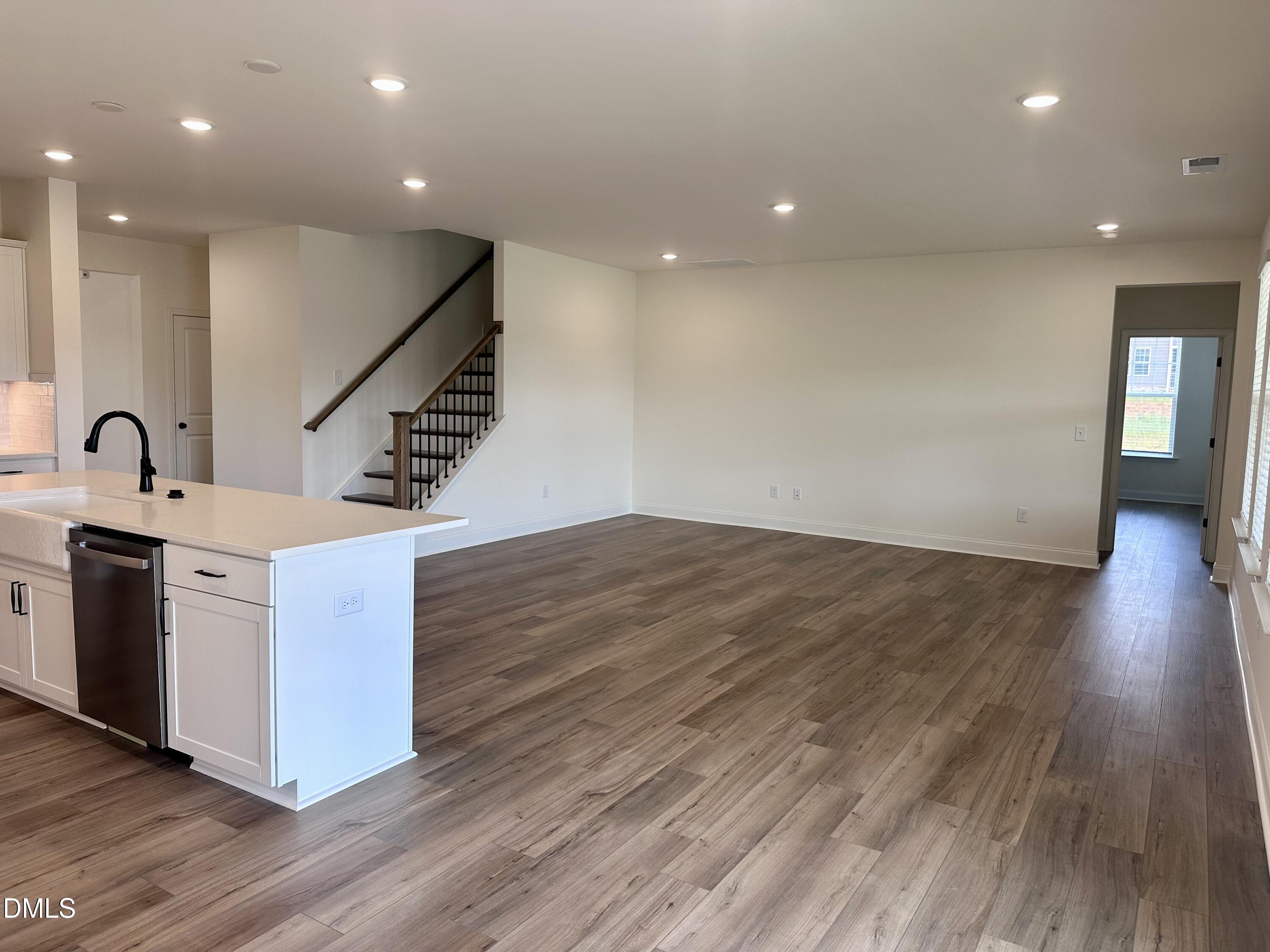 466 Parklane Drive