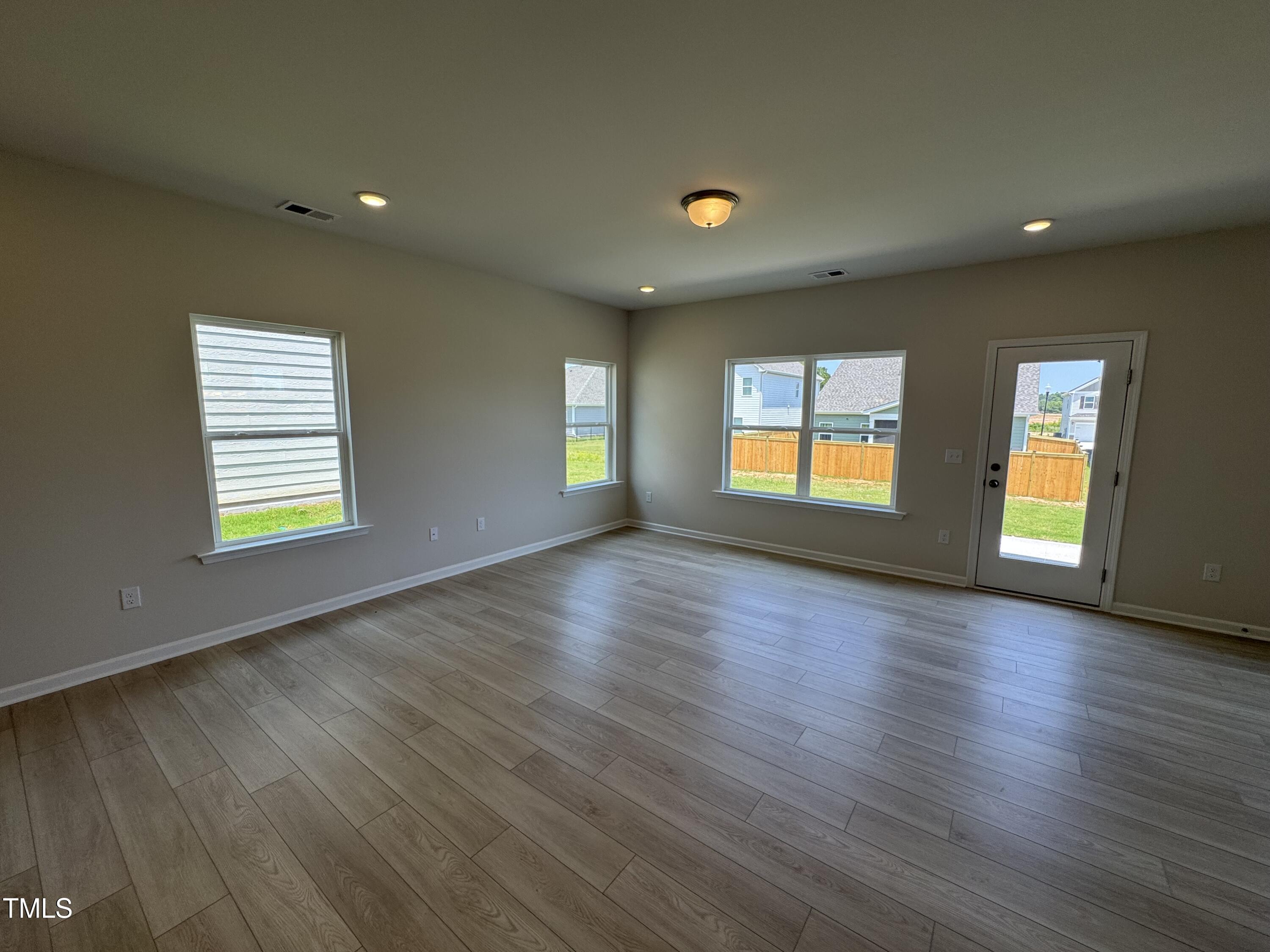 76 Commons Circle