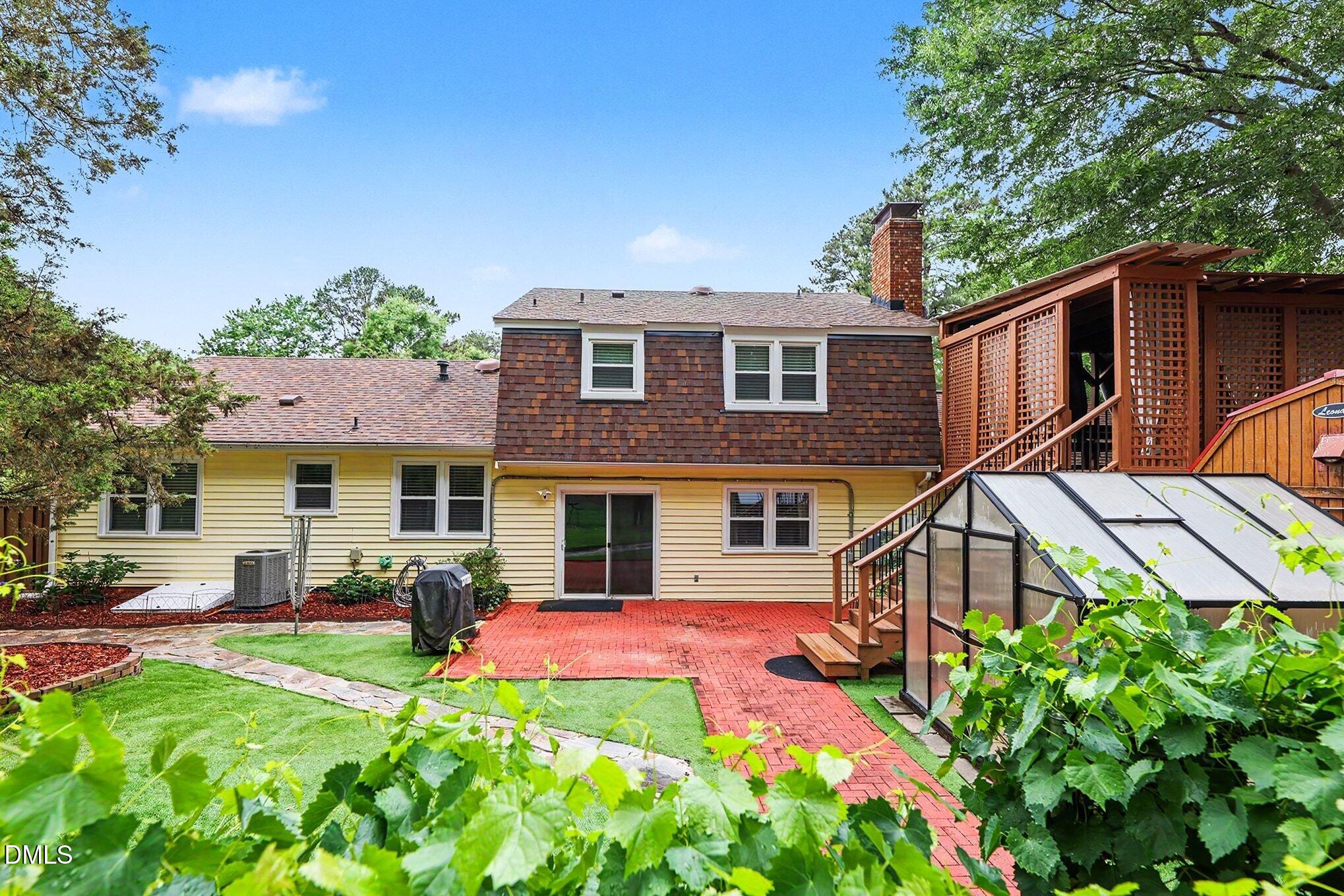 5000 Cedarwood Drive