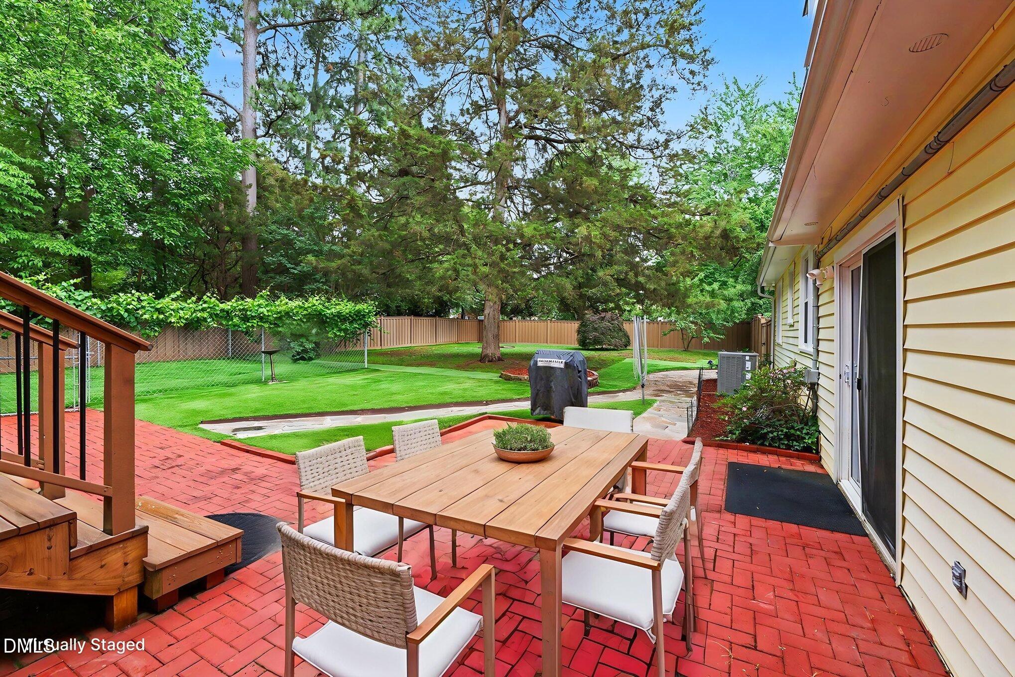 5000 Cedarwood Drive