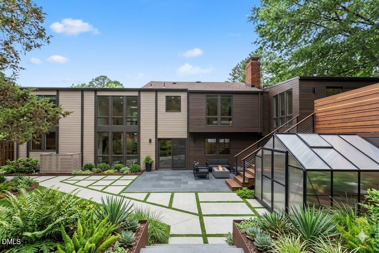 5000 Cedarwood Drive