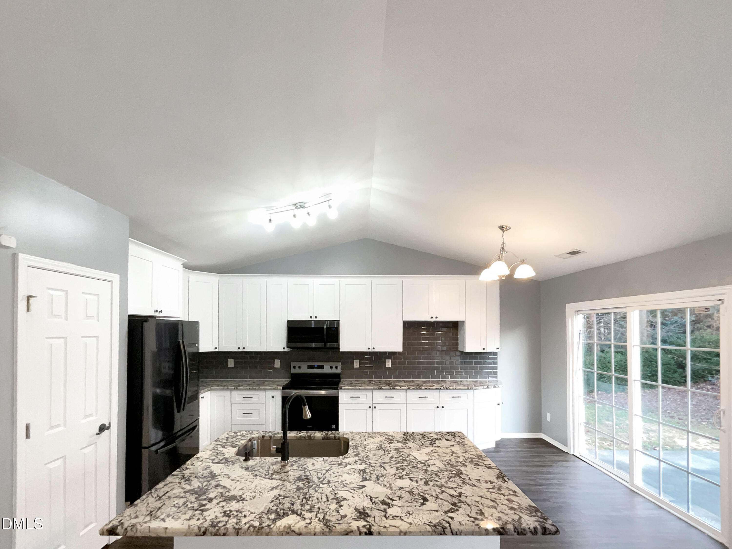 5400 Thunderidge Drive