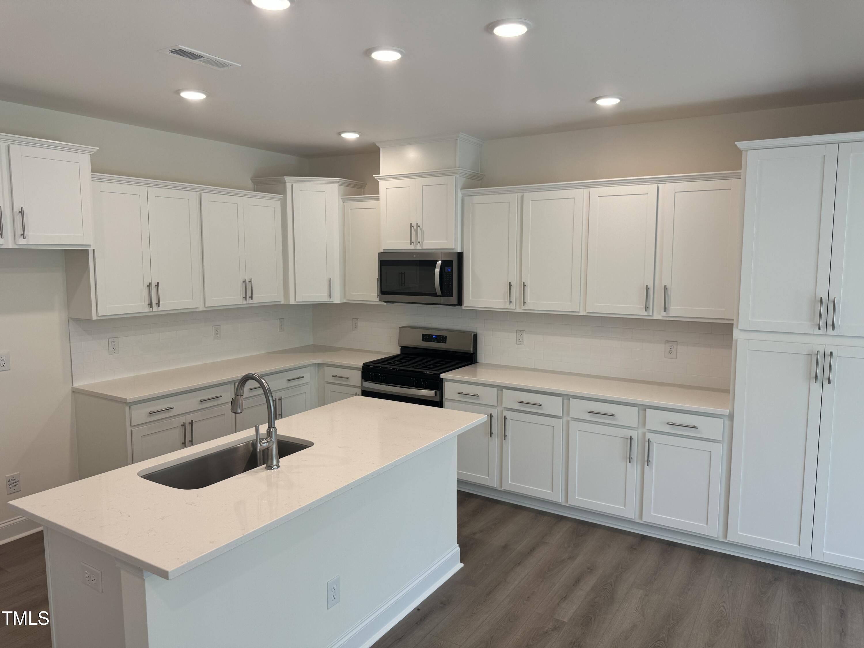 817 Kensley Grove Lane #16