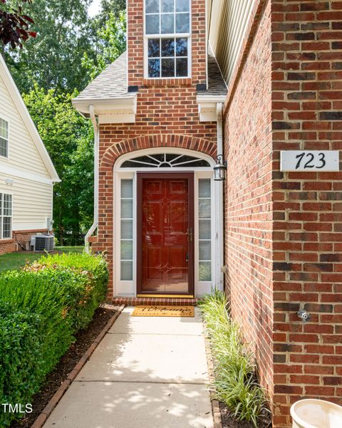 Townhouse in Raleigh NC 723 Swan Neck Lane 11.jpg