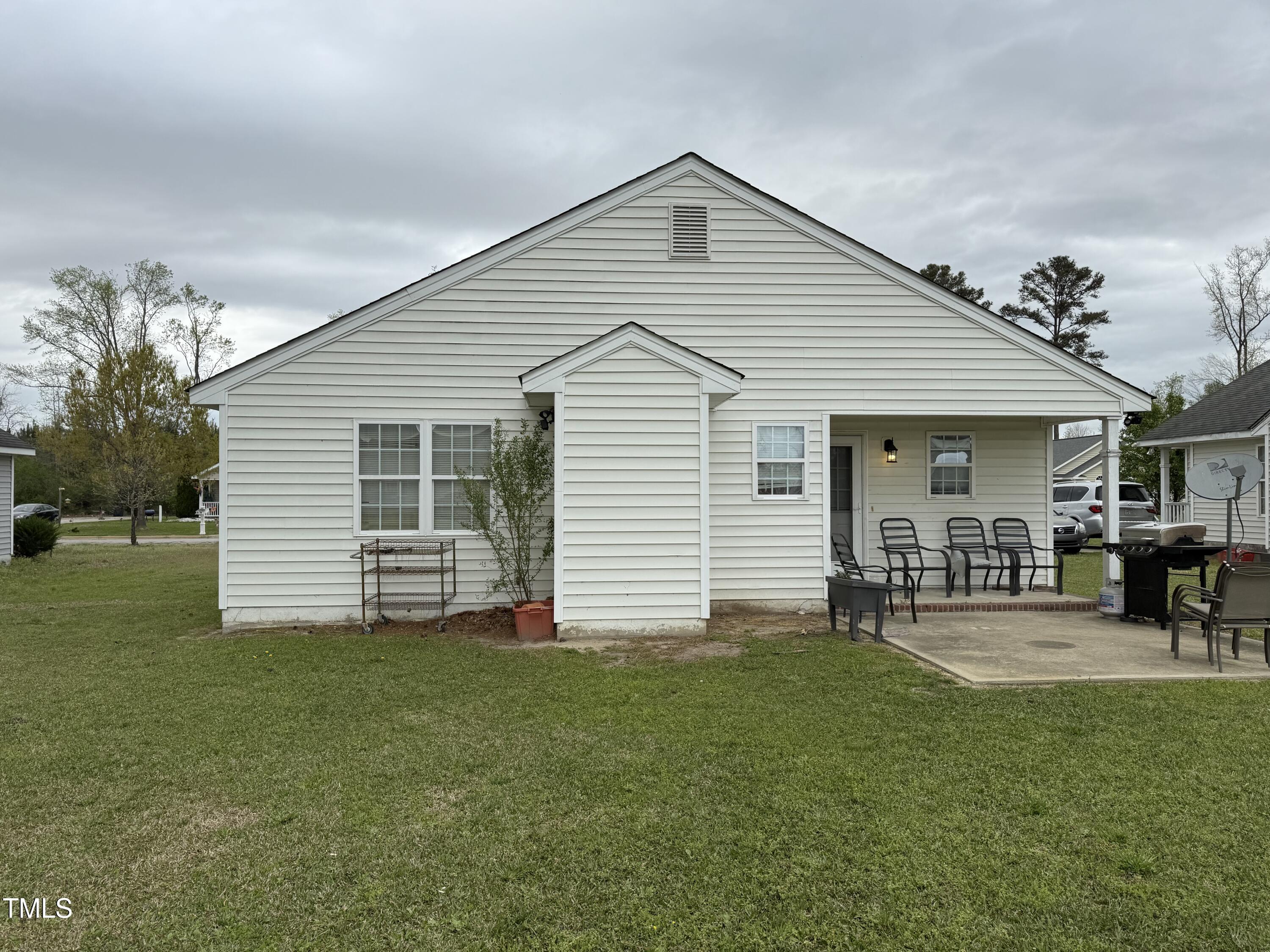 4102 Huntsmoor Lane