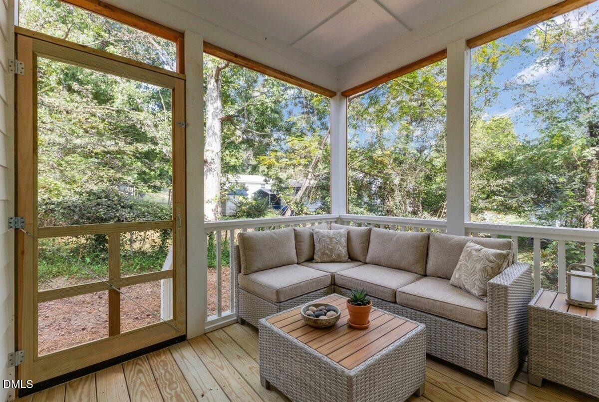 106 Sherwood Lane