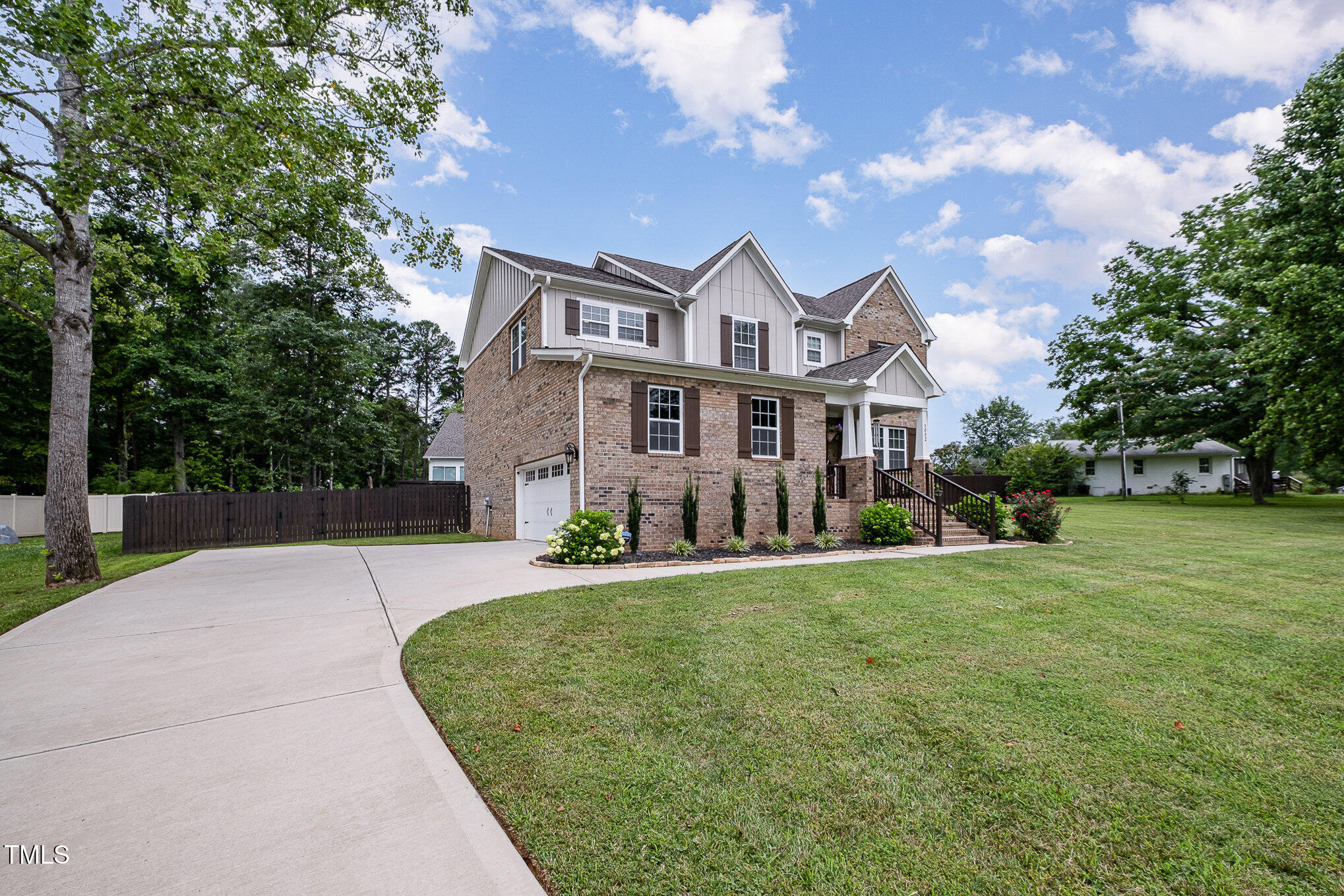 3082 Cascade Drive