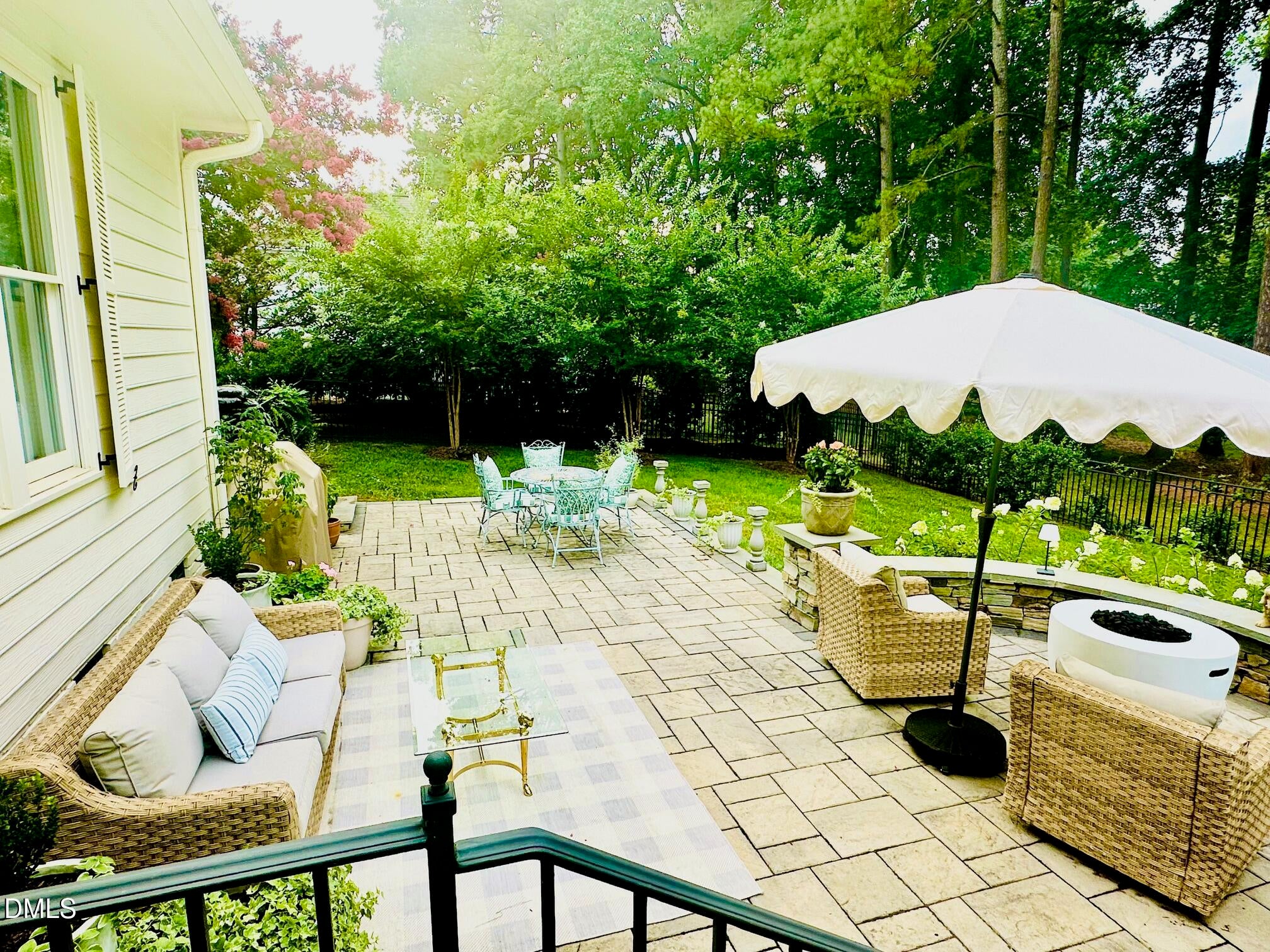 5428 Lake Edge Drive