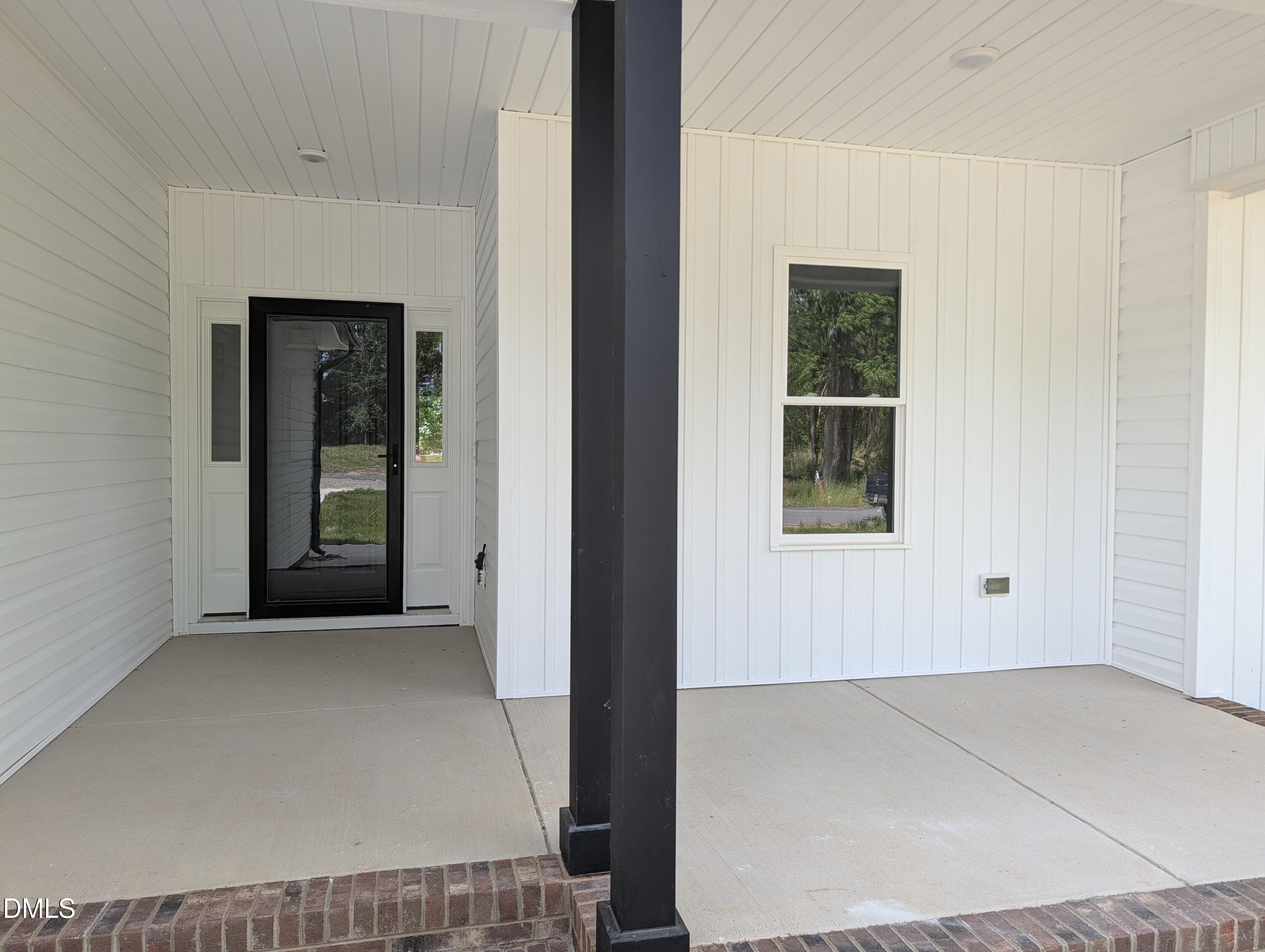 67 Oak Bluff Court