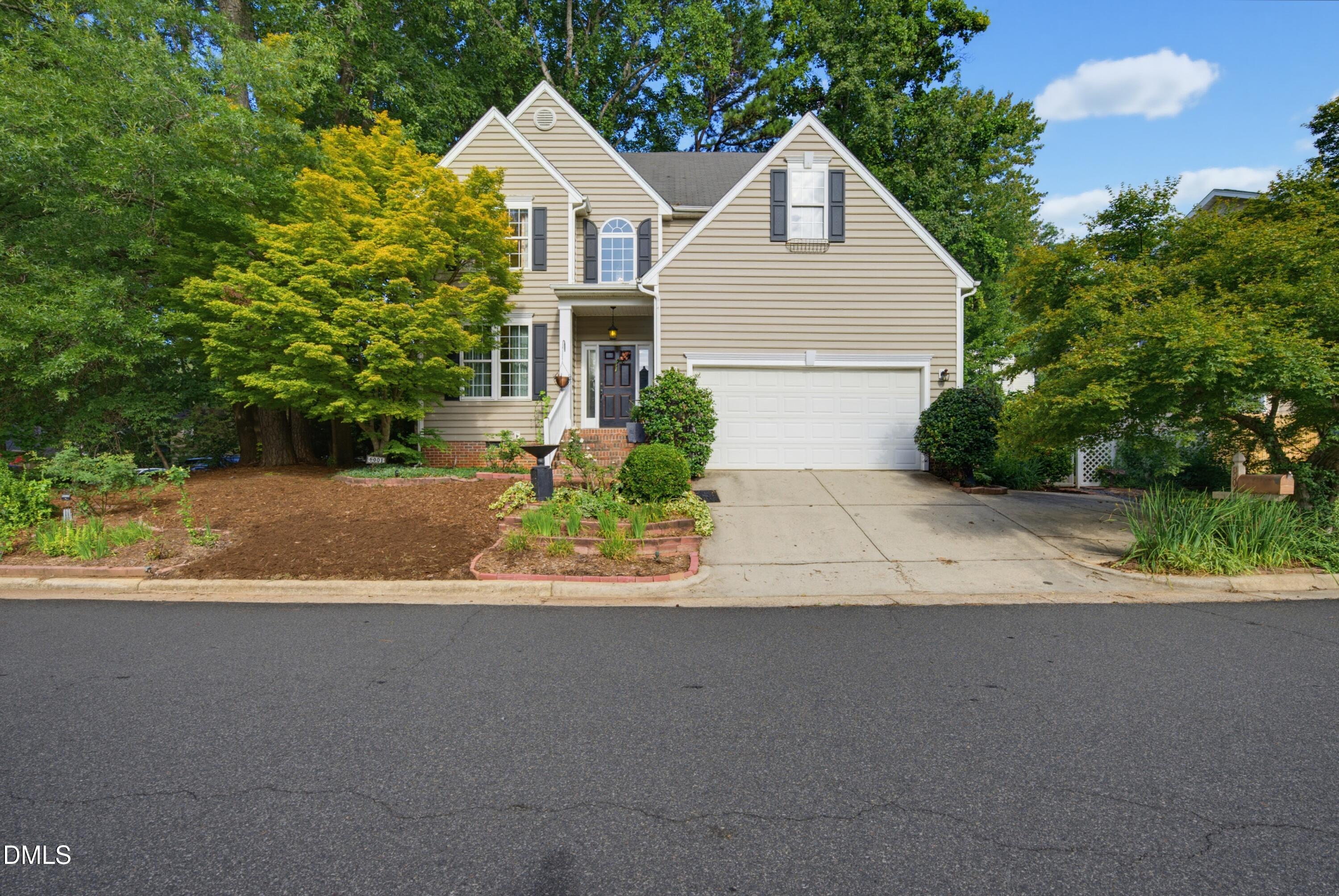 8901 Castleton Lane