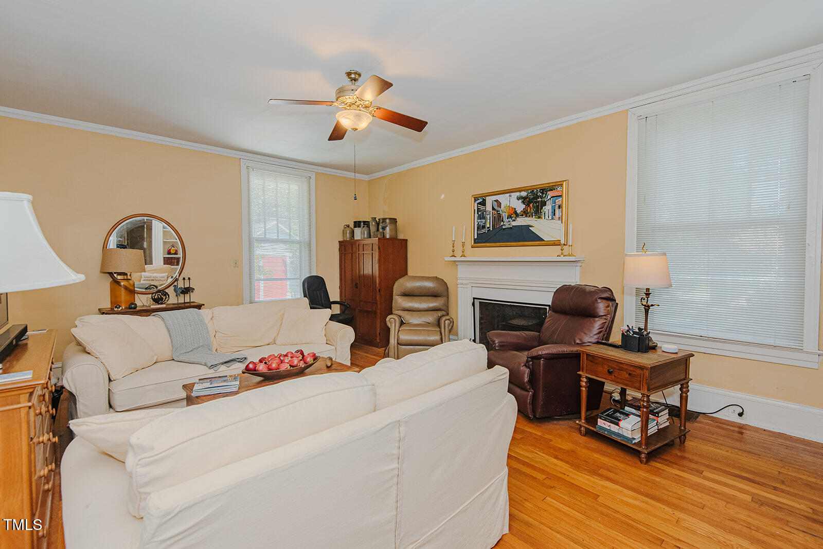 270 W Main Street