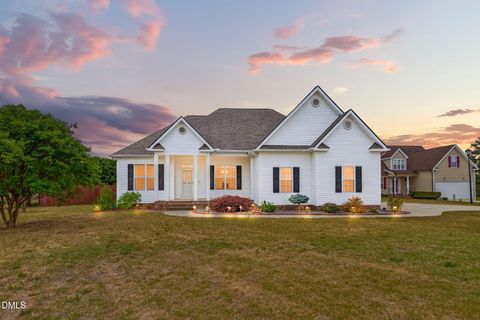 8101 Claybrooke Court Willow Springs NC 27592