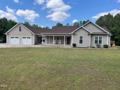 2483 Mcneill Hobbs Road Bunnlevel NC 28323
