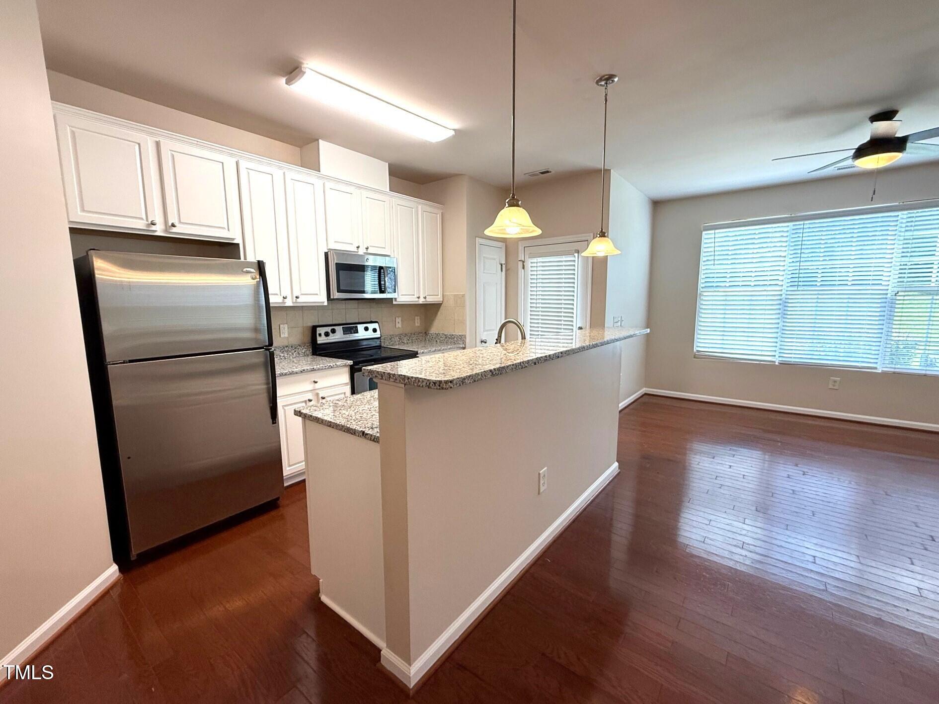 921 Shining Wire Way