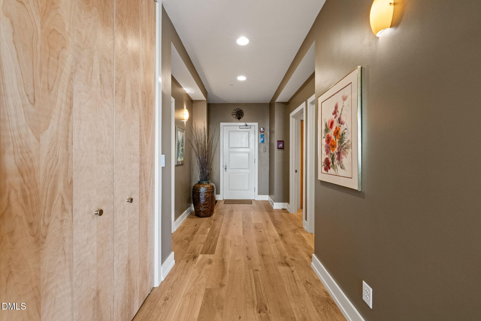 103 W Main Street 404