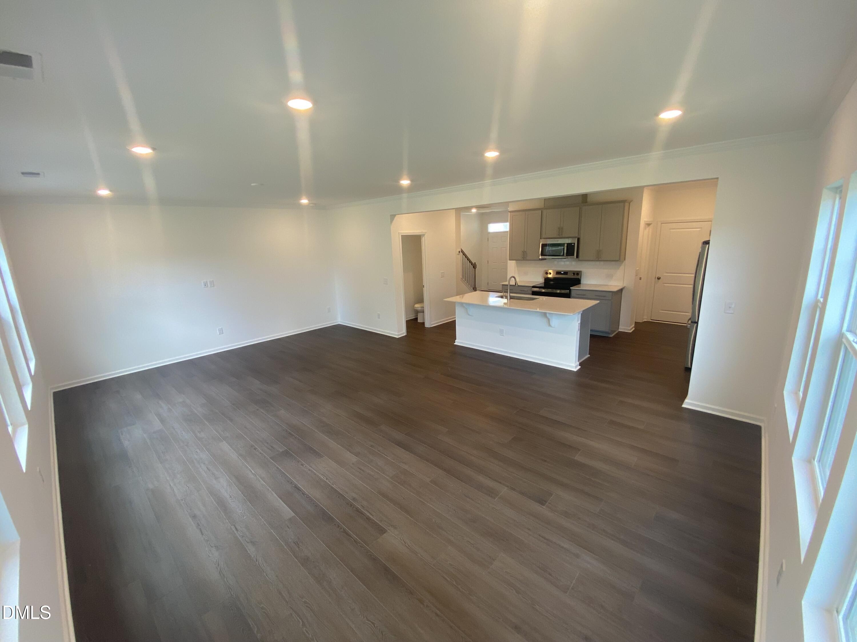 147 Fishing Pier Way