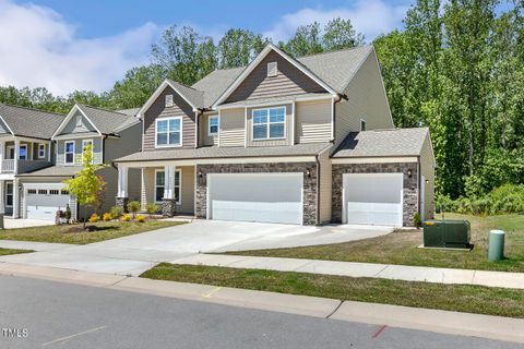 605 Hampton Crest Court Fuquay Varina NC 27526