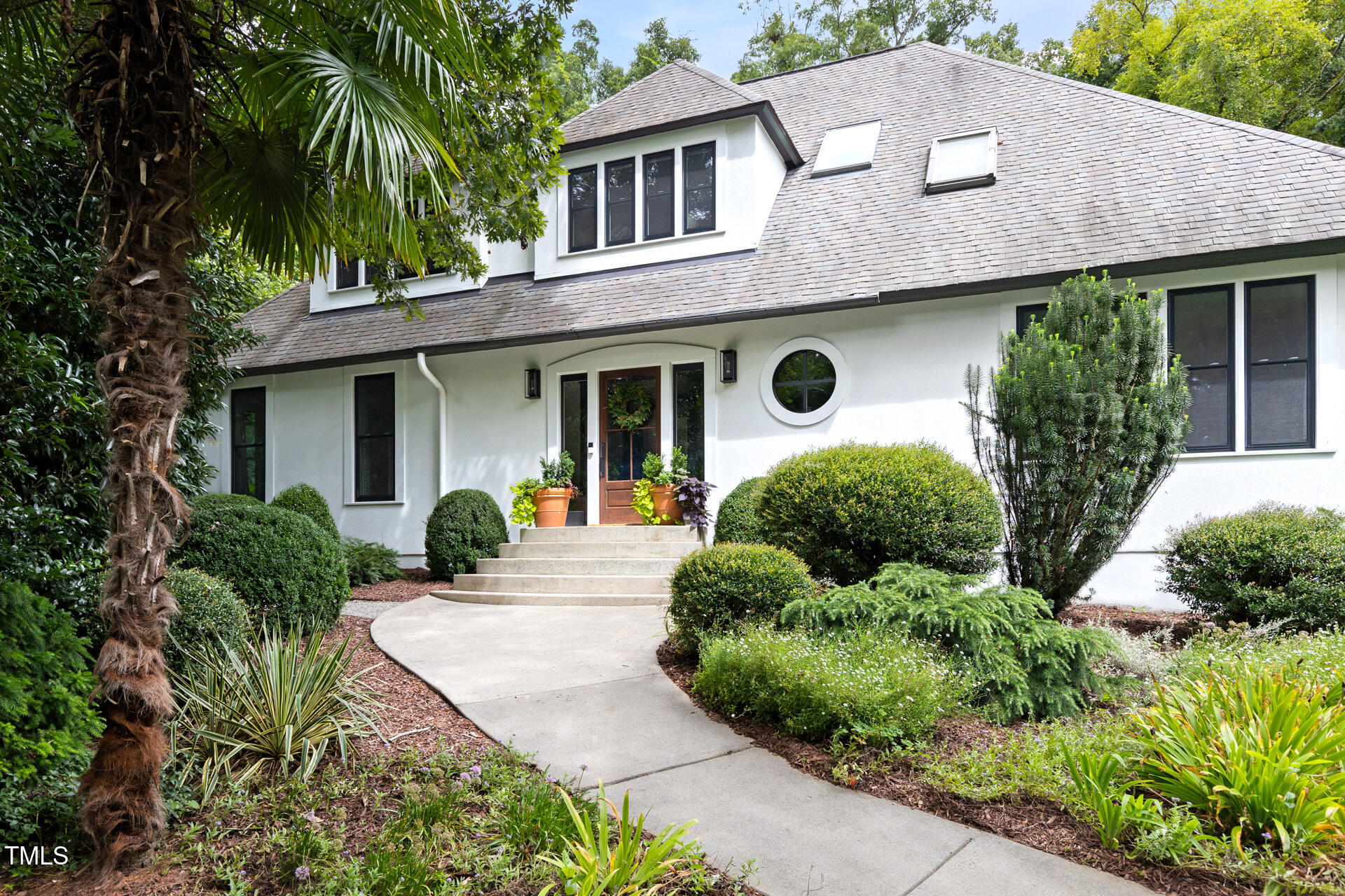 100 Greenwood Lane