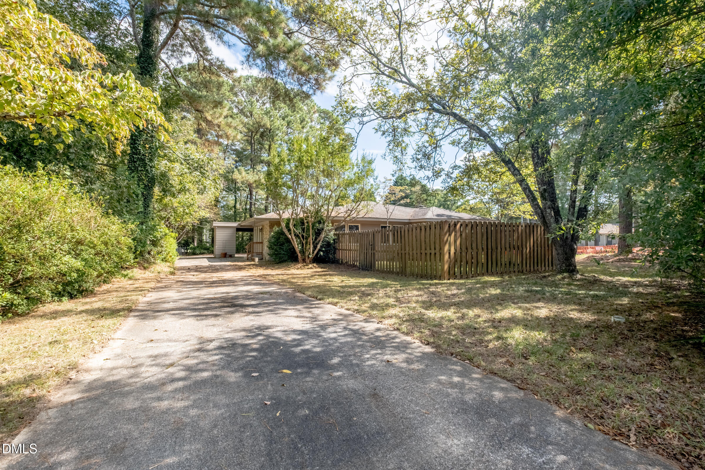 3300 Edgemont Drive