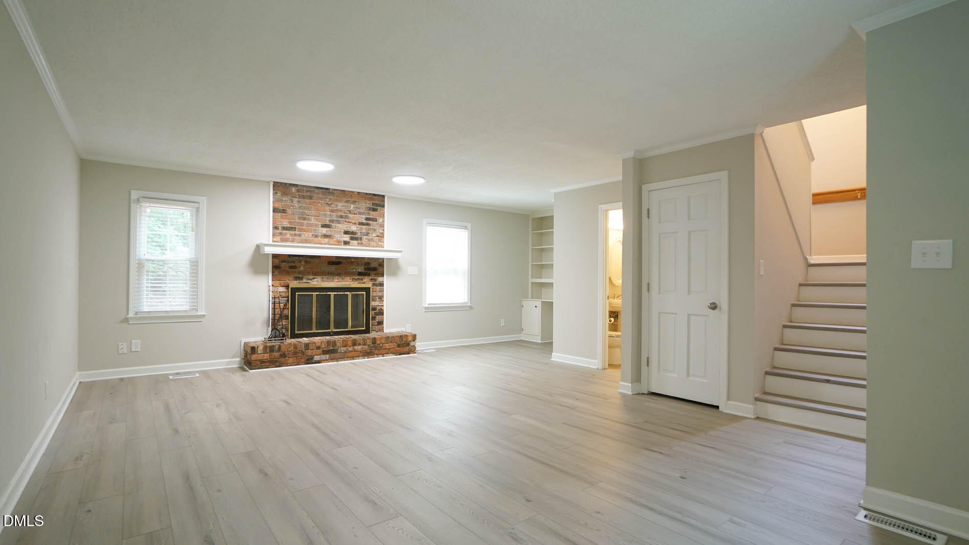 6016 Thrush Circle
