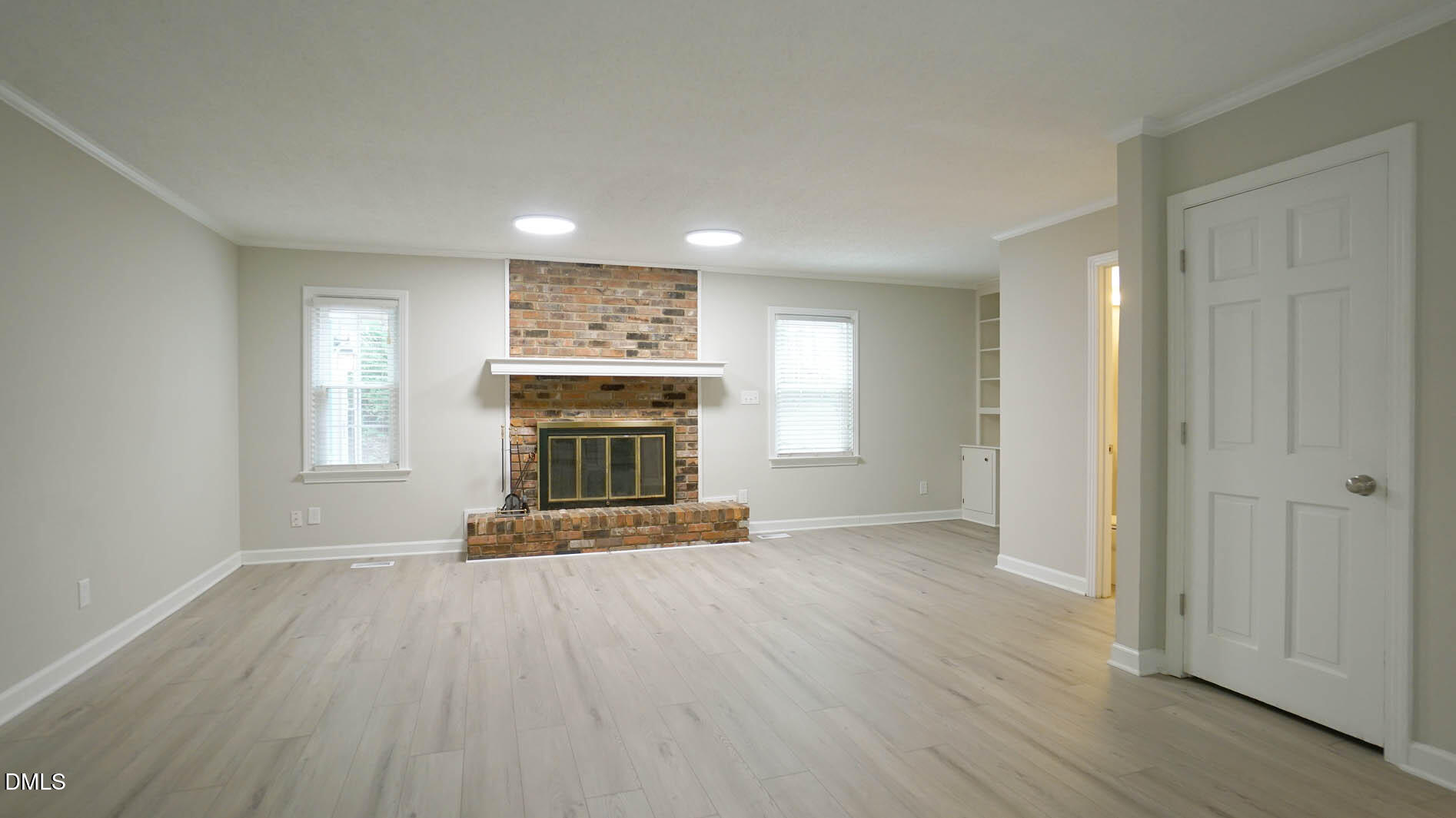 6016 Thrush Circle