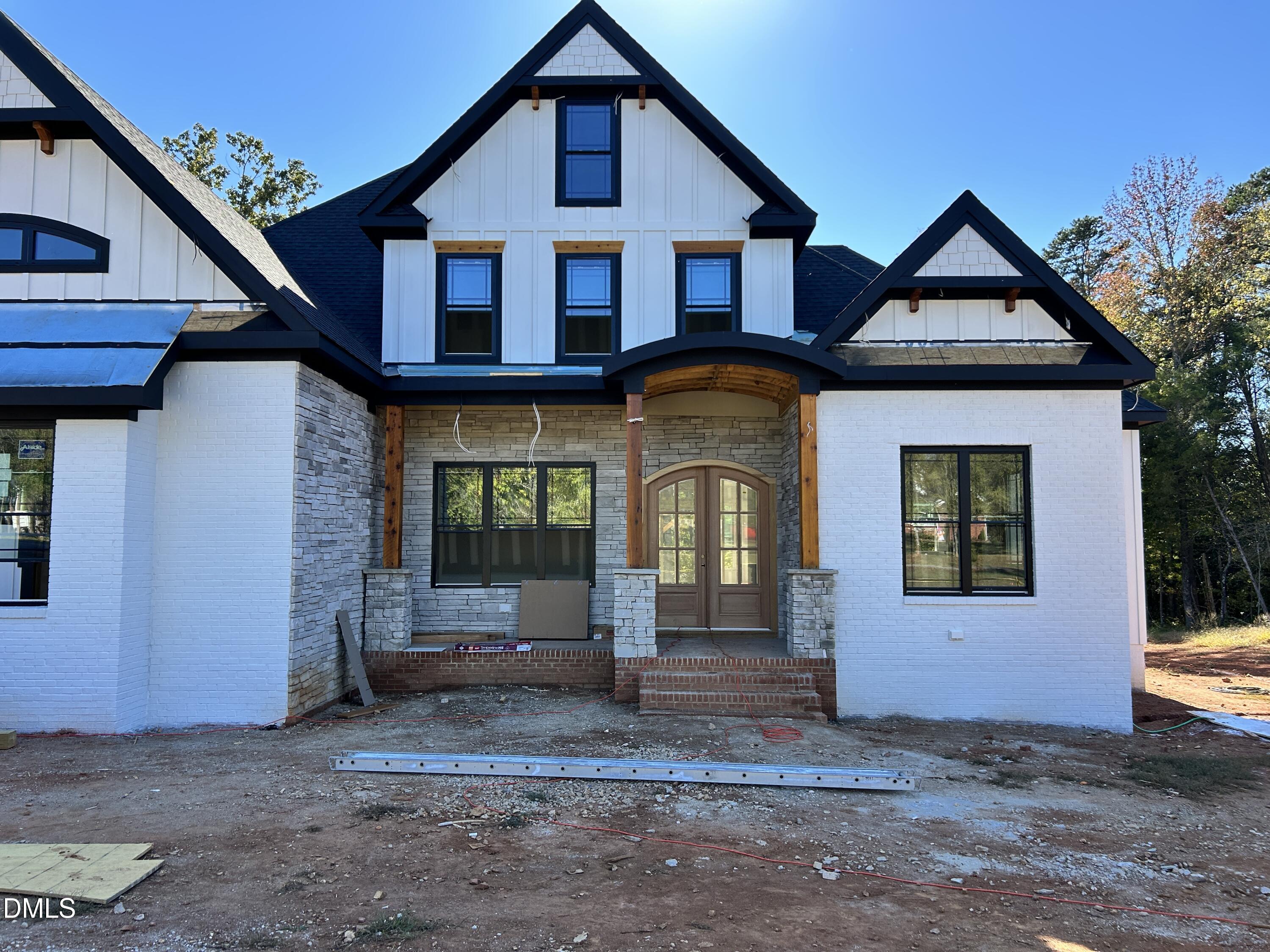 5089 Harvestview Drive