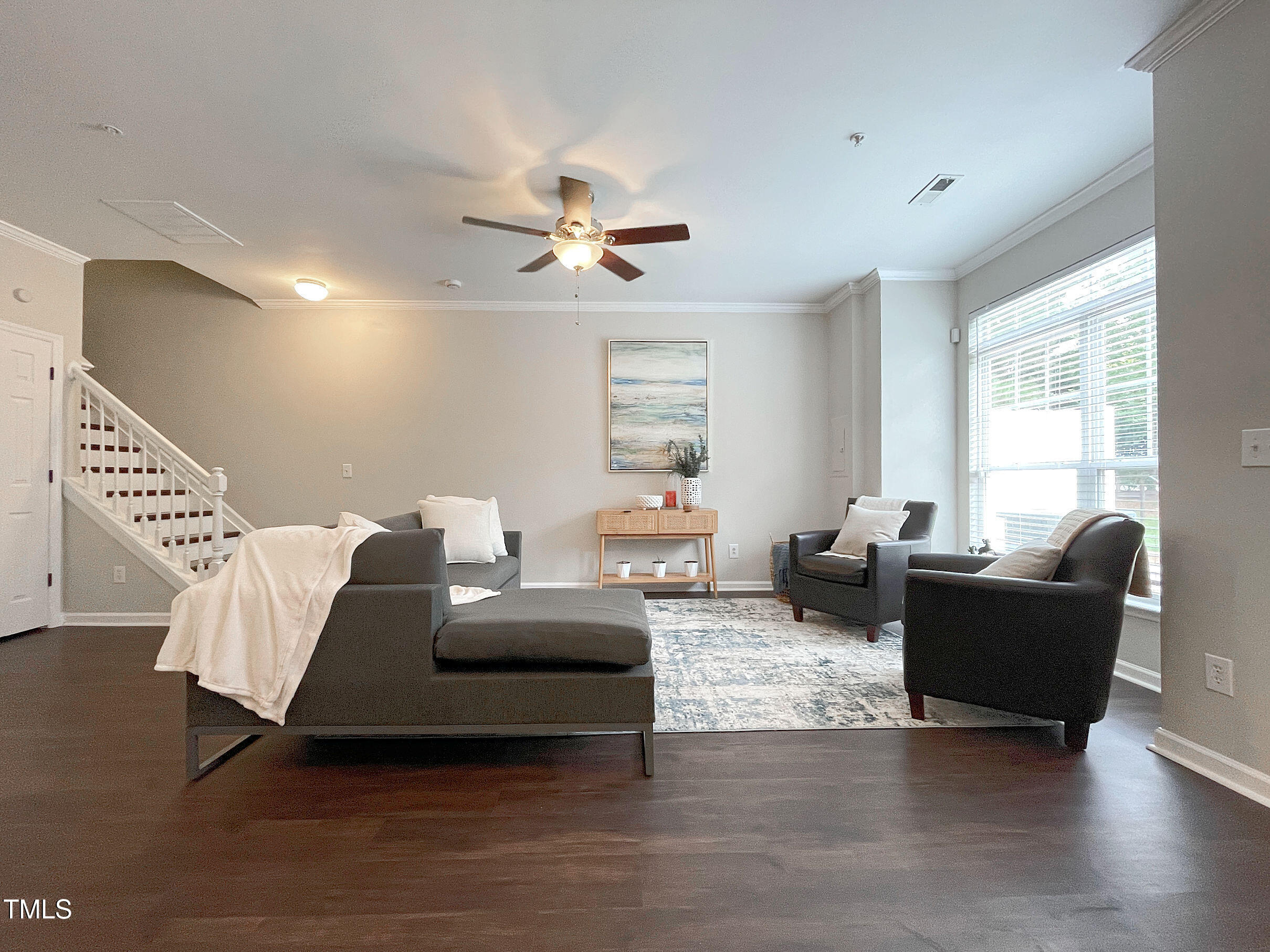 2221 Valley Edge Drive 105