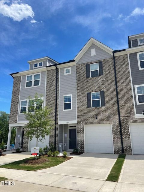 1924 Fishamble 23 Fuquay Varina NC 27526