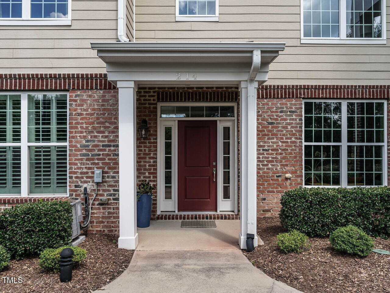 10210 Sablewood Drive 214
