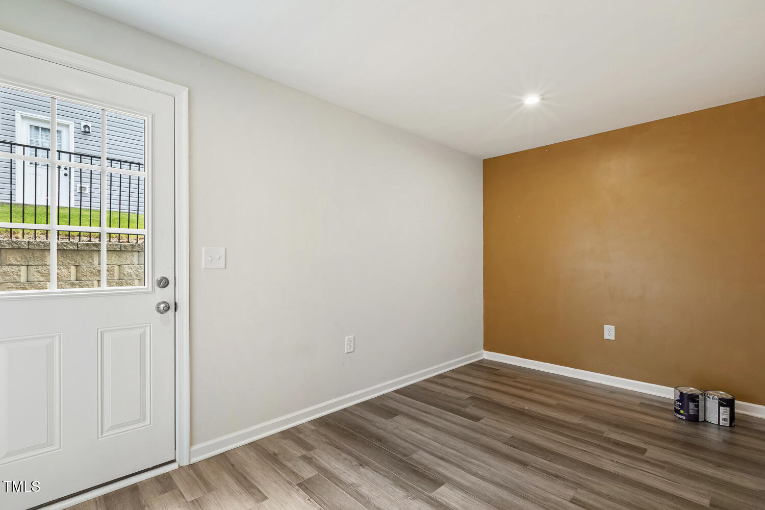 3009 Soft Breeze Drive